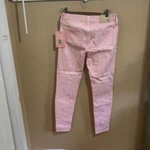 Women’s true religion pink skinny jeans BNWT sz 29